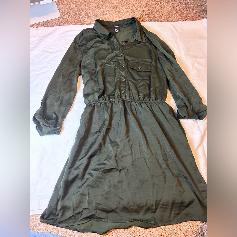 green button up dress